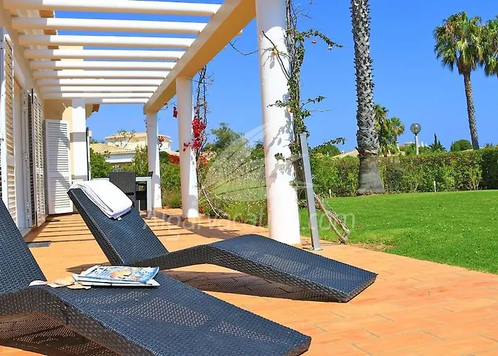 Miguel Villa Estômbar